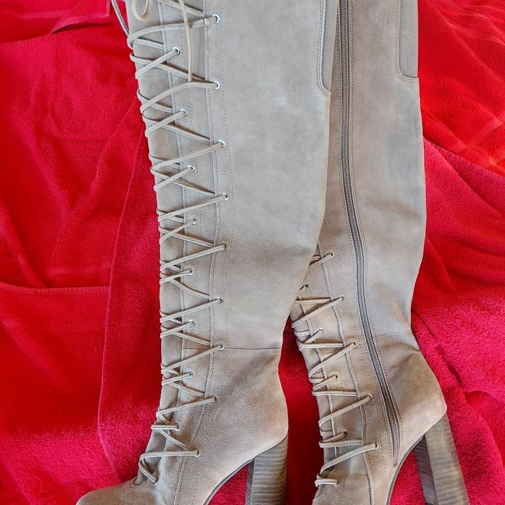 Vince Camuto THANTA Knee High Suede Lace Up Boot